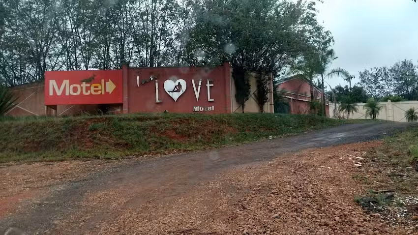 Inn Love Motel