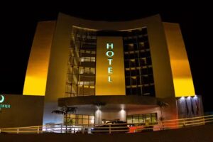 Ip&ecirc; Center Hotel