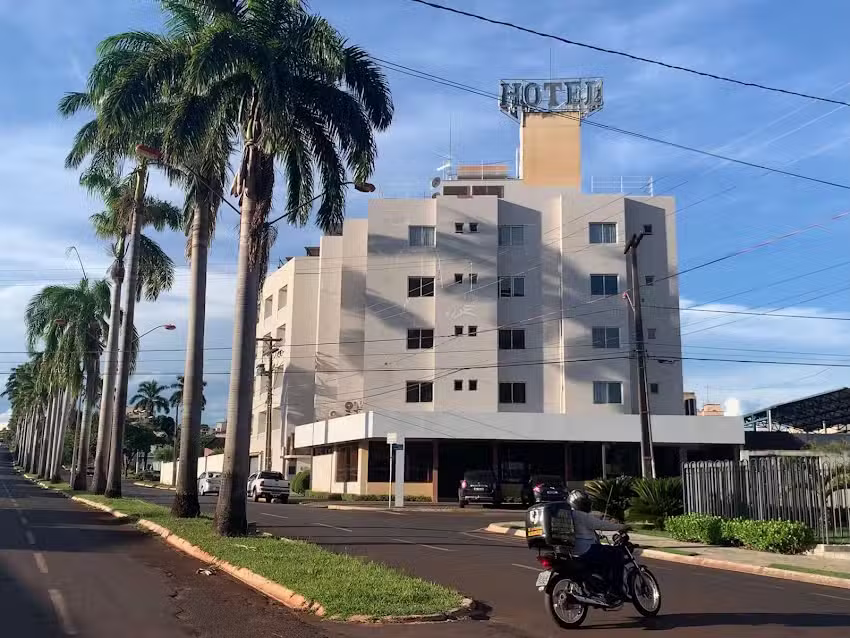 Ip&ecirc; Plaza Hotel