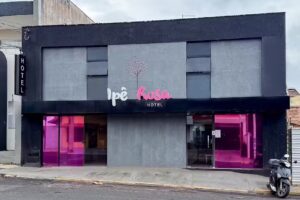 Ip&ecirc; Rosa Hotel