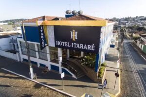 Itarar&eacute; Hotel