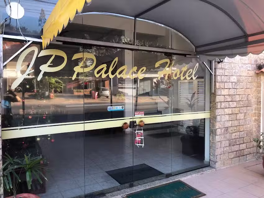 J. P. Palace Hotel