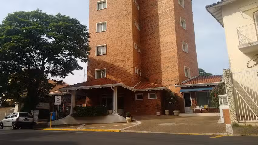 Jaguary Hotel Sumar&eacute;