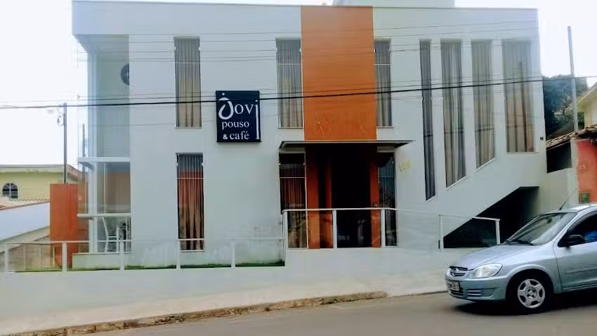 Jovi Pouso e Caf&eacute;