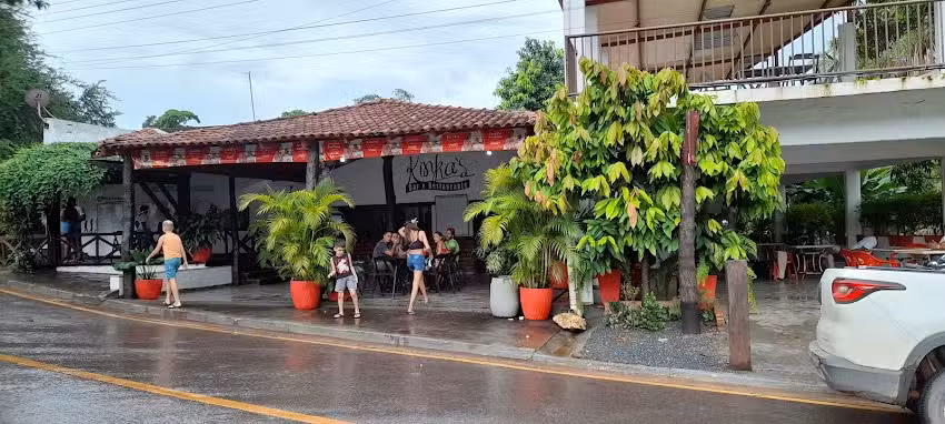 Kinkas Bar & Restaurante