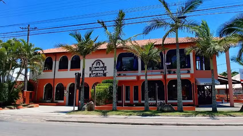 La Alhambra Apart Hotel
