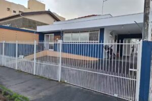 L&aacute; em Casa Hostel