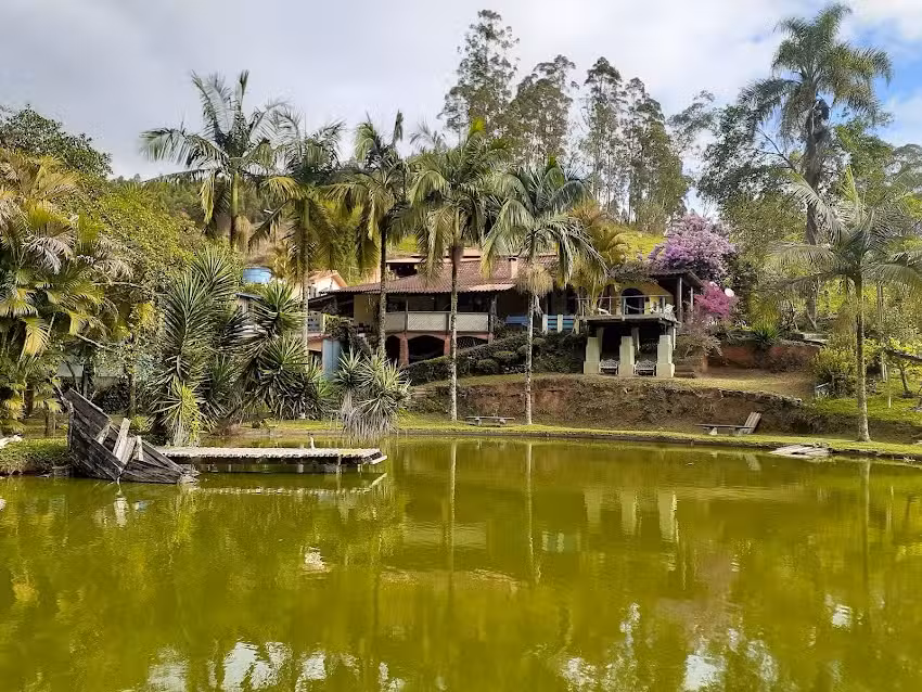 Ladeira de Pedra pouso e descanso em meio a natureza!