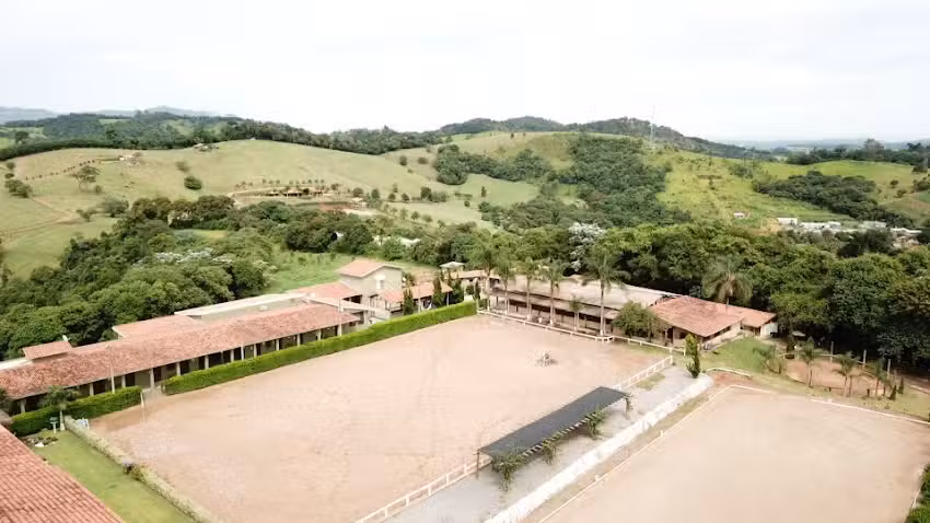 Ladiv&rsquo;tt&aacute; Spa & Hotel