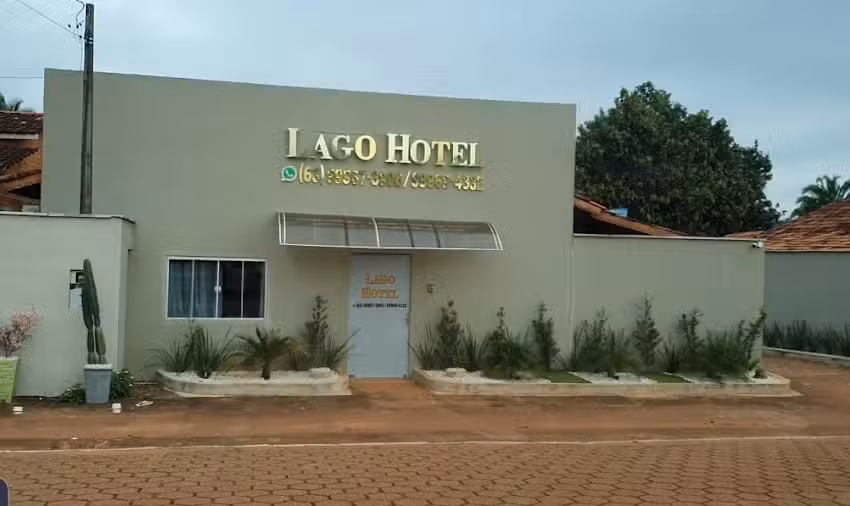 Lago Hotel