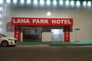 Lana Park Hotel