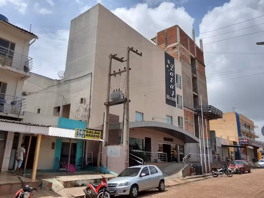 Laras Hotel em A&ccedil;ail&acirc;ndia-MA