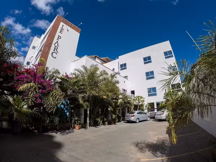 Le Parc Hotel