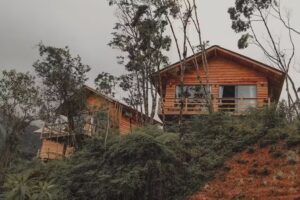 Manac&aacute; da Serra Cabanas