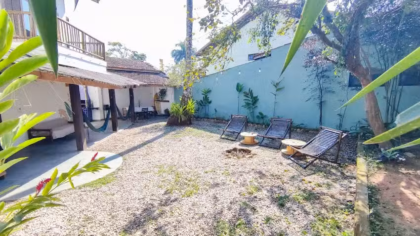 MAROLA HOSTEL