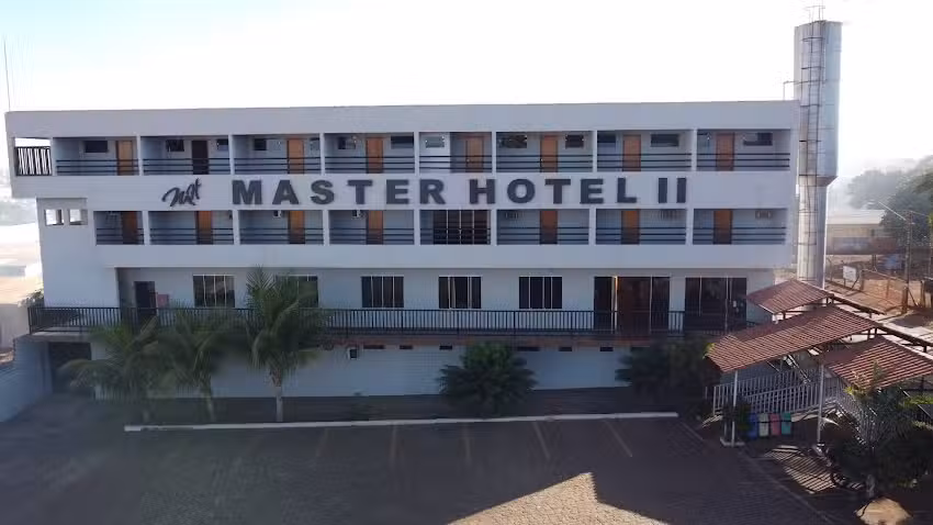 Master Hotel 2