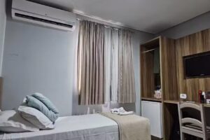 Maximus Hot&eacute;is