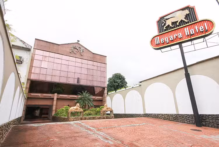 Megara Hotel