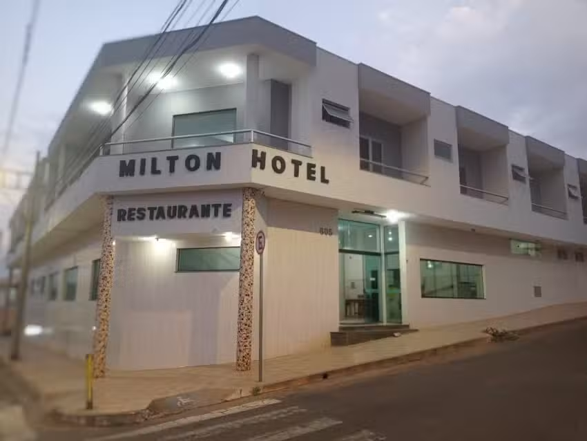 Milton Hotel e Restaurante