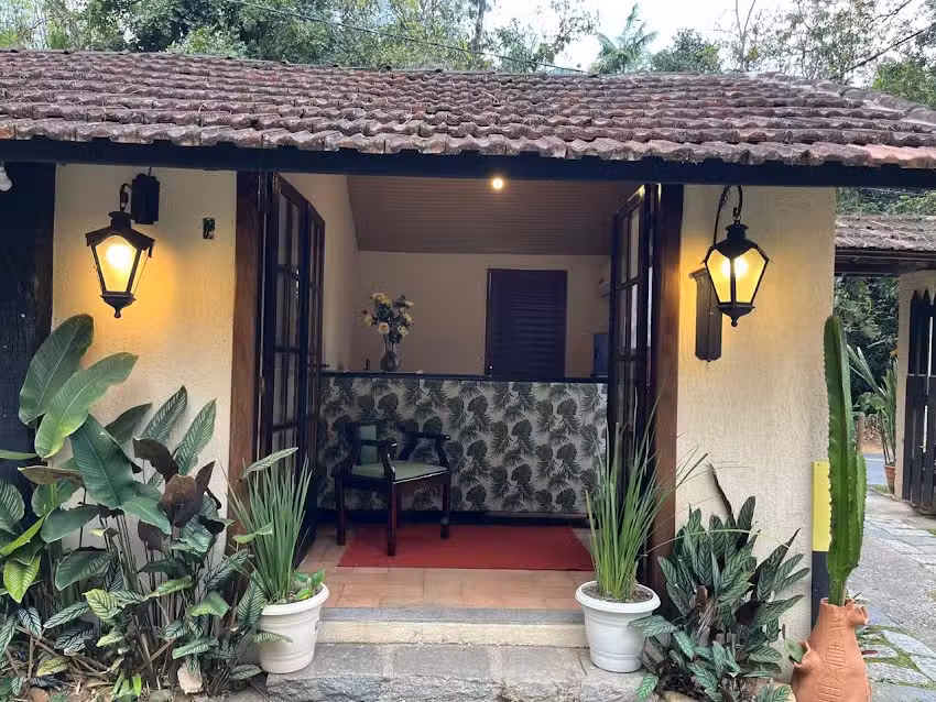 MN HOUSE Su&iacute;tes &ndash; Antigas Pousada Donna Rose e Trilha Pousada