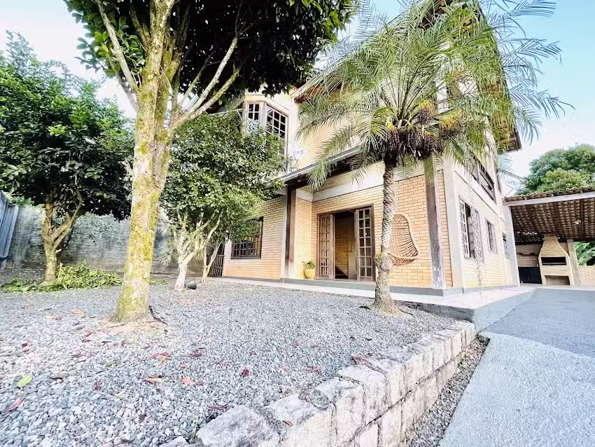 Morro do Finder Hostel e Pousada em Joinville