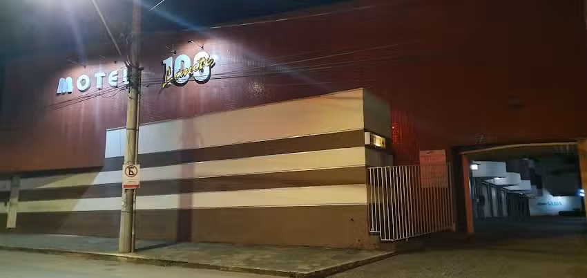 Motel 100 Limite