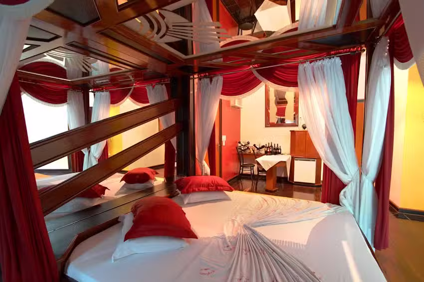 Motel Bughaville