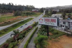 Motel Candelabro Palho&ccedil;a