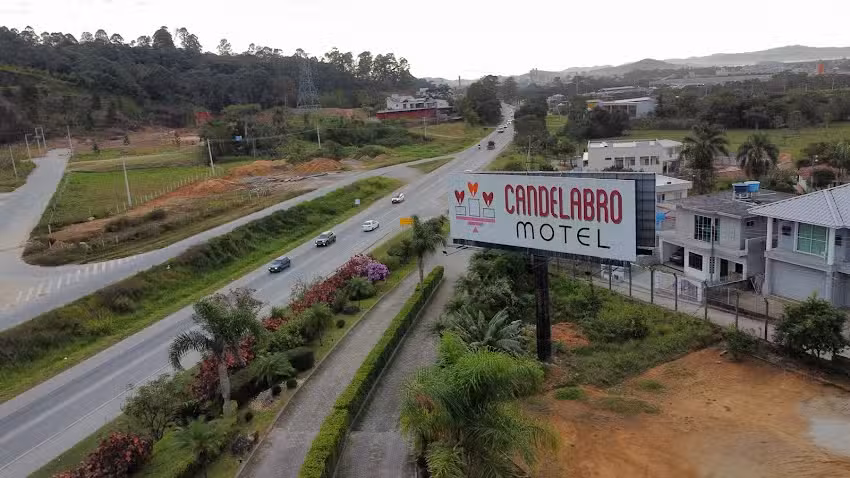 Motel Candelabro Palho&ccedil;a