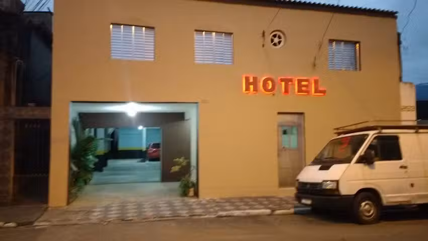 MOTEL FLOR DE S&Atilde;O MIGUEL