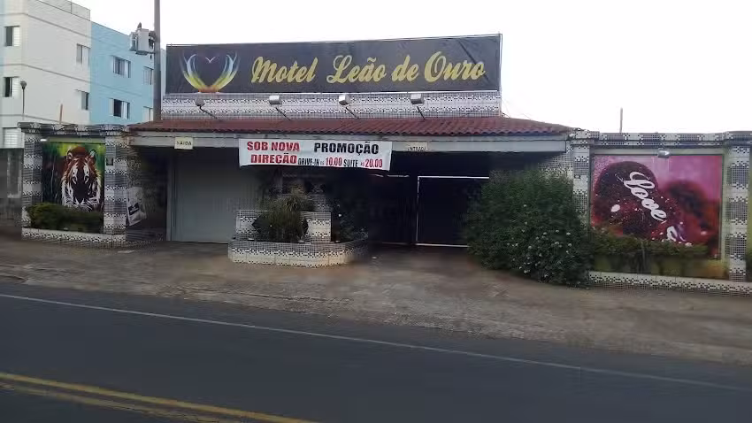 Motel Le&atilde;o de Ouro
