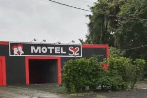 MOTEL S2