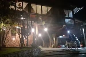 Namast&ecirc; Mahhall