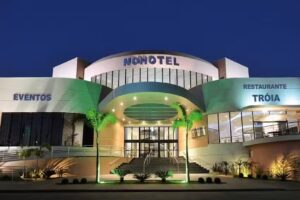 Nohotel Premium Americana