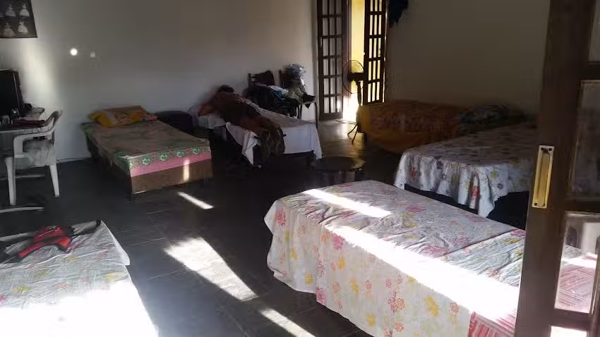 N&ocirc;made Axe Hostel