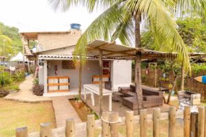 Noronha Hostel & Su&iacute;tes