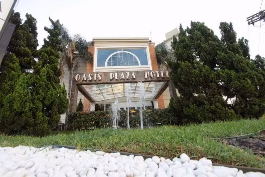 O&aacute;sis Plaza Hotel