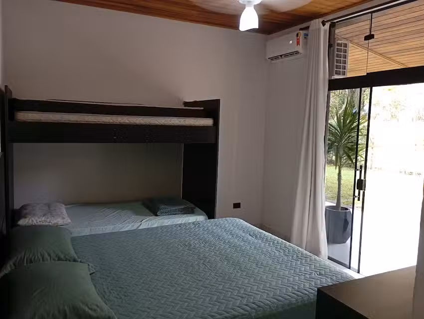 Oca Praiana Su&iacute;tes