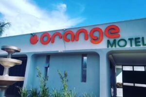 Orange Motel