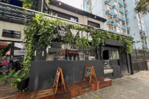 &Ocirc;vibe Party Hostel & Arts