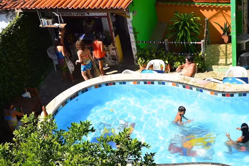 Papagaio hostel & pousada