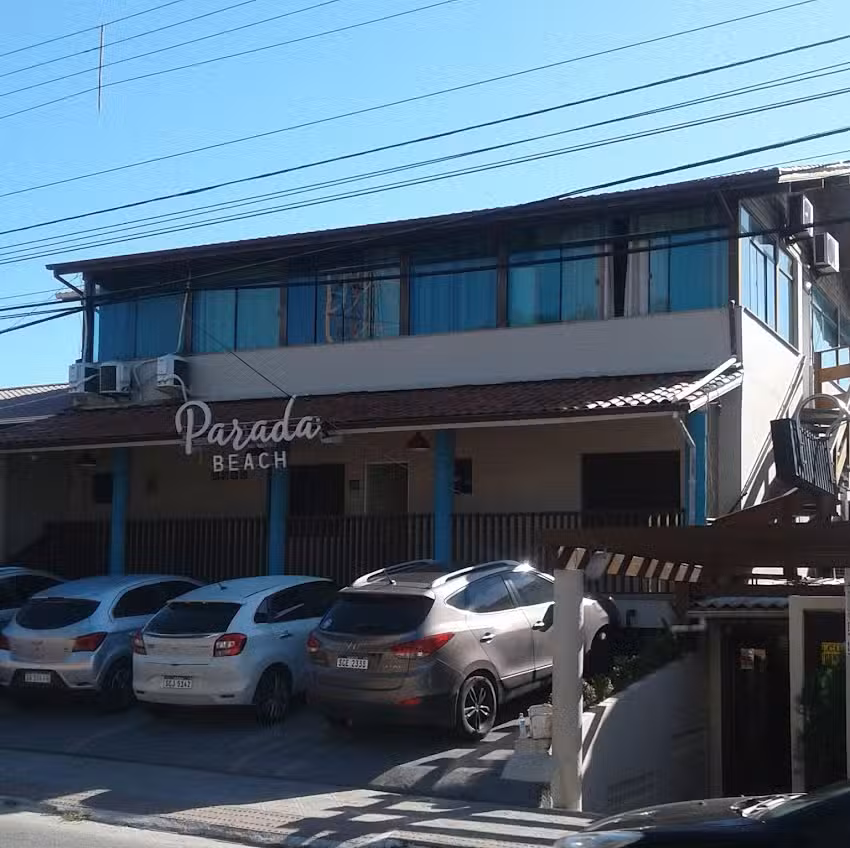 Parada Beach Su&iacute;tes &agrave; Beira-Mar