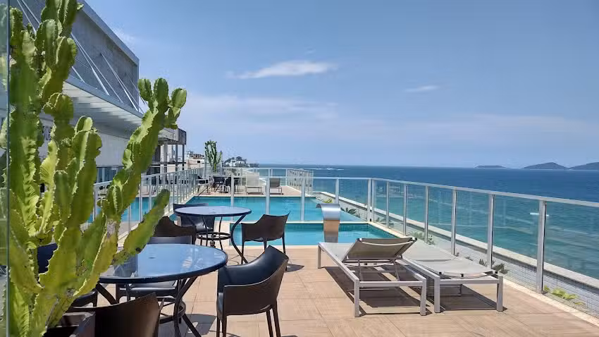 Paradiso Maca&eacute; Hotel