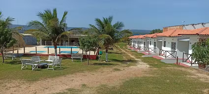 Paulinelly Chal&eacute;s