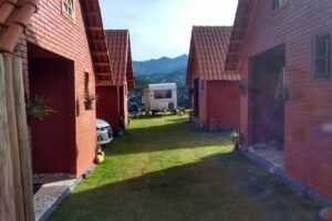 Pé da Pedra Pousada Camping