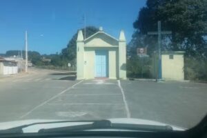 Pens&atilde;o e Restaurante da Fara&iacute;ldes