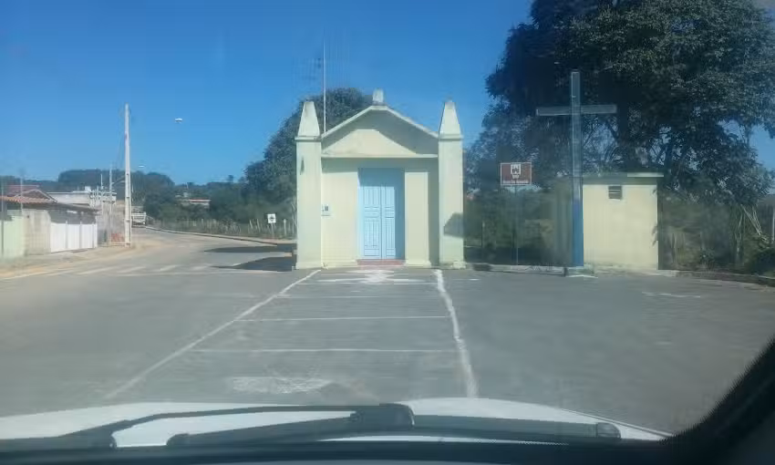 Pens&atilde;o e Restaurante da Fara&iacute;ldes