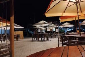 Pizzaria Altas Horas e Pousada Billas Beach