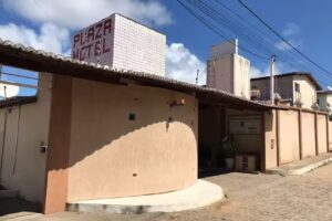Plaza Motel
