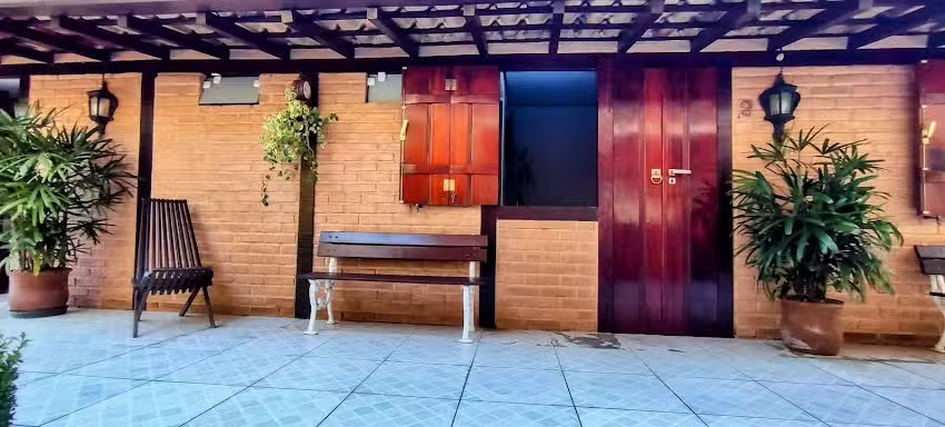 Portal Su&iacute;tes Casa do Lago